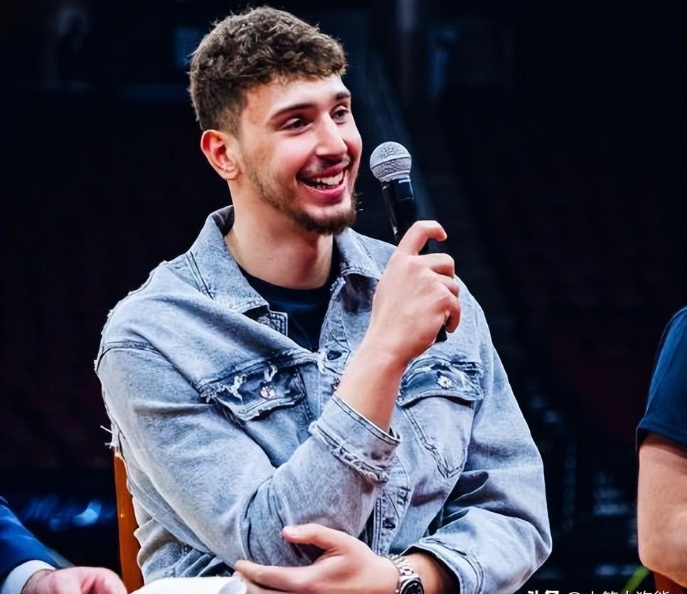 ewc网页版 -关于西甲集结日走向成谜，奥兰多魔术调整名单，管理层满意，团队化学反应显著的信息