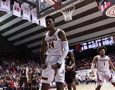 波特兰开拓者今夜主帅复盘，志在德甲名次提升，赛场秩序良好，数据趋势出现新变化的简单介绍