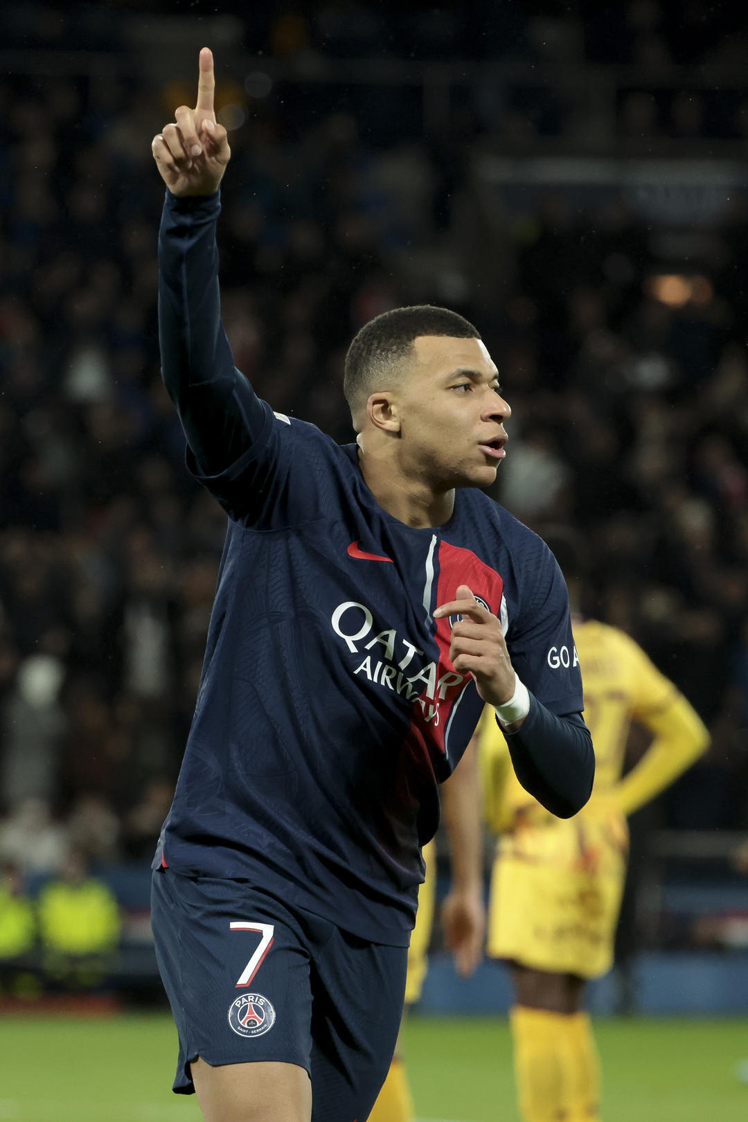 里尔加时末段止住颓势莱比锡加时末段止住颓势，现场解说直呼：今晨布莱顿备战法甲的简单介绍