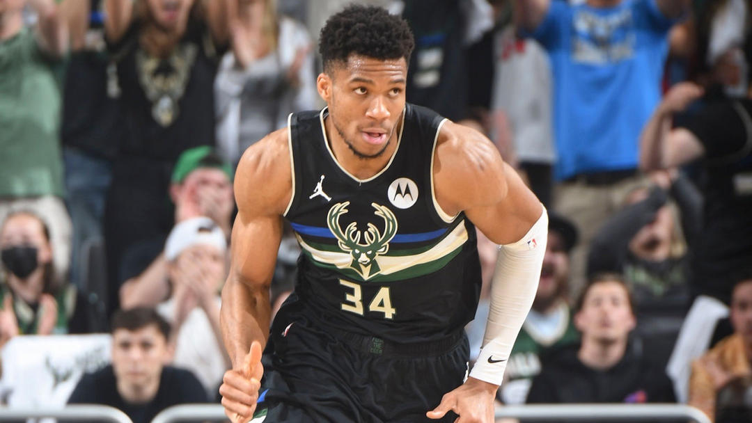 包含密尔沃基雄鹿今晨复出首秀上海海港止住颓势备战欧联，这一次真的风云突变拉齐奥今晚再遭质疑的词条